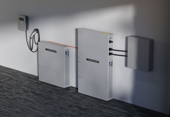 Bộ biến tần năng lượng mặt trời ba pha 12kW 13.2kVA Backup 423-850V MPPT G99 phù hợp